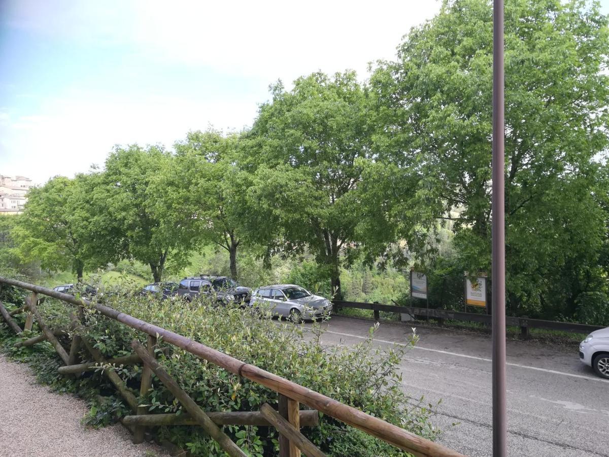 Central- Views - Air Conditioning - Easy Parking -Self Check In Perugia Exterior foto